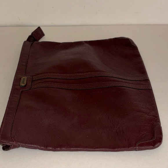 Vintage Phillippe Burgundy Leather Zip Top Wristlet Clutch Handbag Purse - Picture 5 of 9